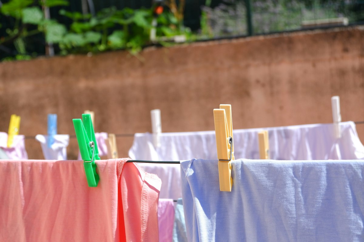 How to dry clothes in a flat without a balcony (UK)